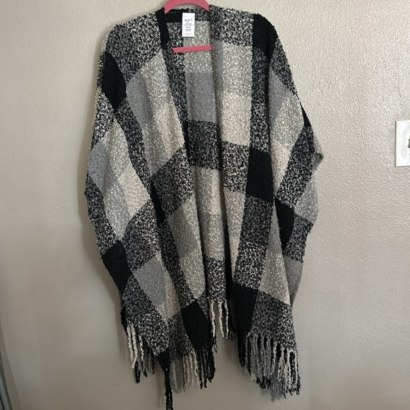 Plaid boho poncho - Picture 2 of 6
